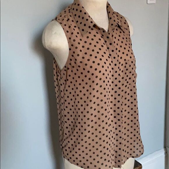 Forever 21 Polka Dot Sleeveless Blouse - Medium - Picture 1 of 4